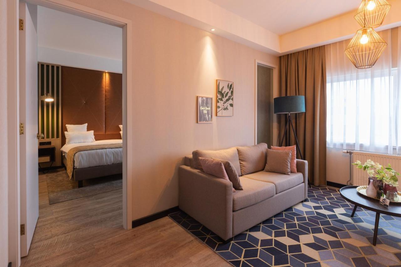 Shanghai Hotel Holland Delft Bagian luar foto